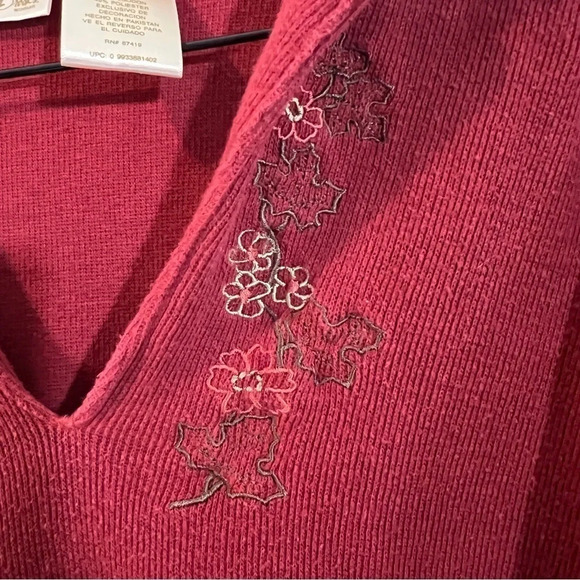Bobbie Brooks Sweater Plus Size 18W 20W Red Flower Embroidered Collared Knit Top - Picture 6 of 8